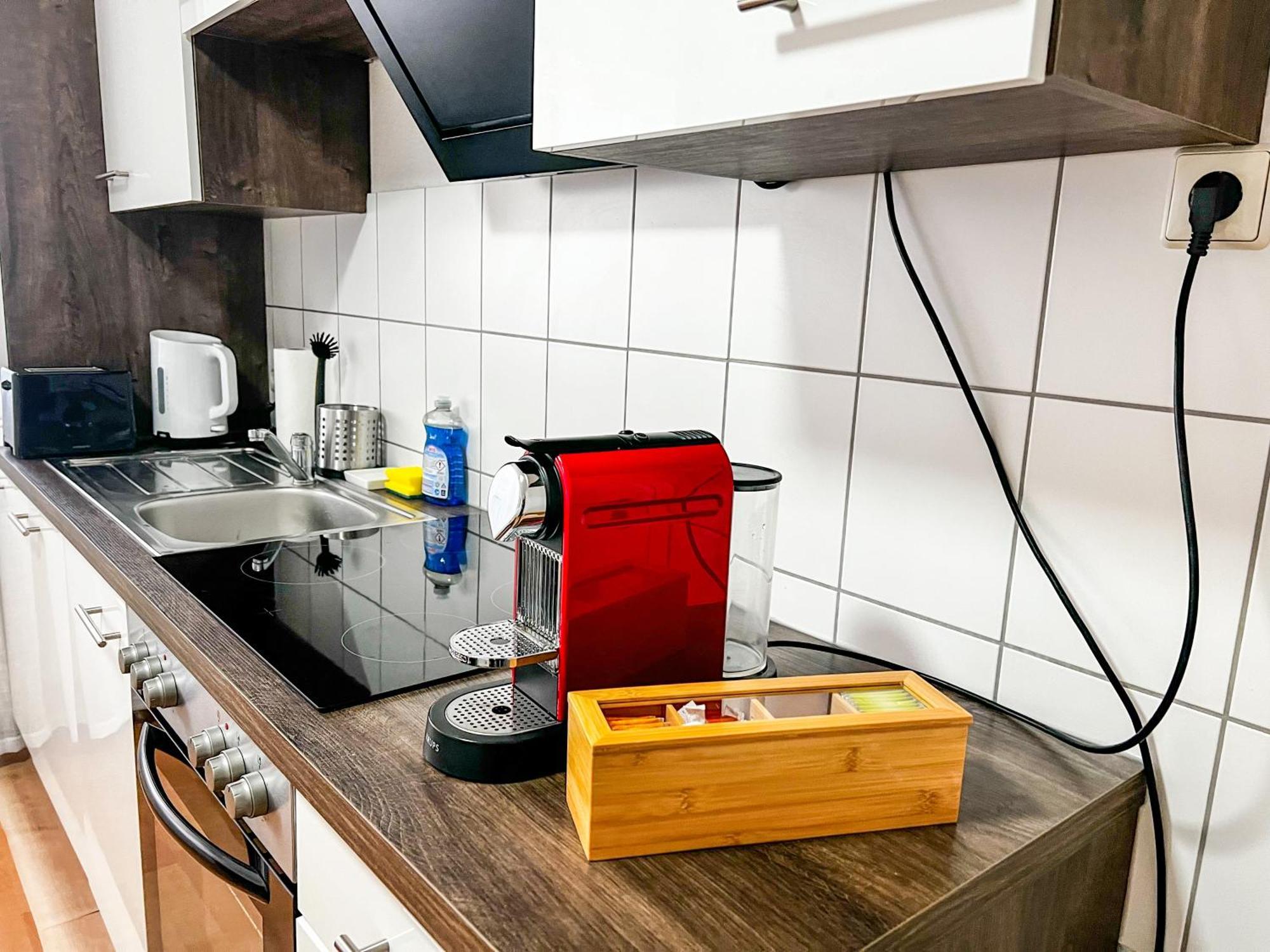 Zentrale Stadtwohnung Mit Kueche - Wifi I Centre With Kitchen *
